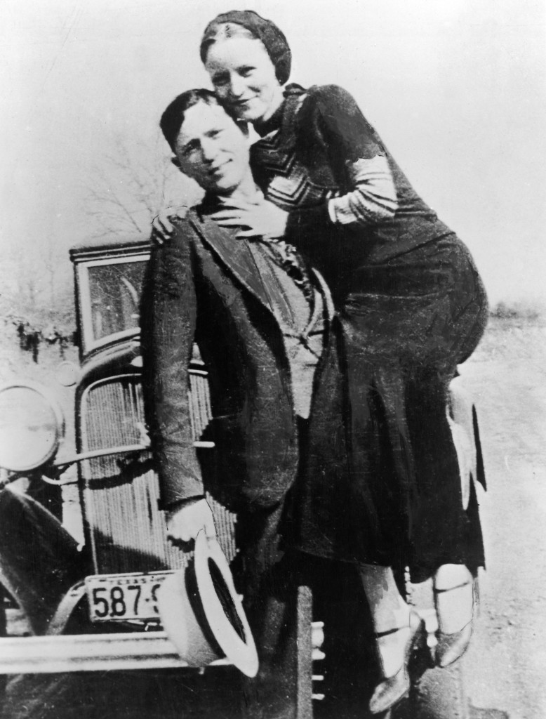 Portrait of American bank robbers and lovers Clyde Barrow (1909 - 1934) and Bonnie Parker (1911 -1934), popularly known as Bonnie and Clyde, circa 1933. (Photo by Hulton Archive/Getty Images)